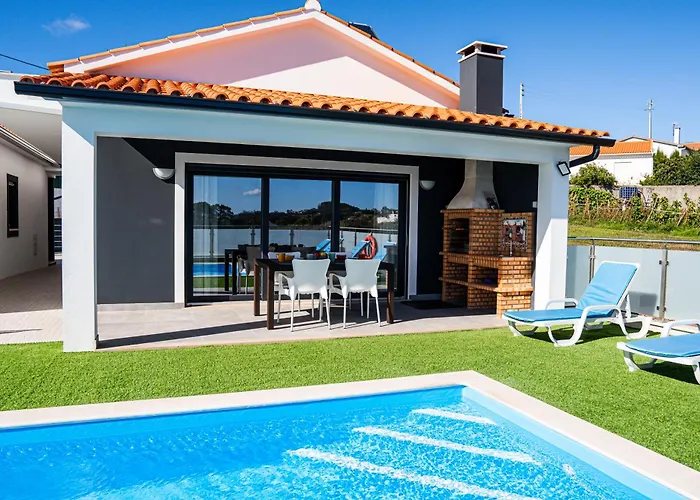 Casas Ferreira *